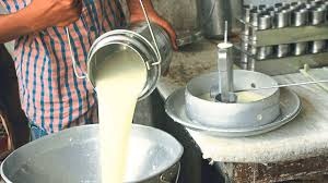 मिल्कोमीटरचे नियमित प्रमाणीकरण दूध कंपन्यांना बंधनकारक!   सरकारचा निर्णय; किसान सभेच्या पाठपुराव्याला आले यश